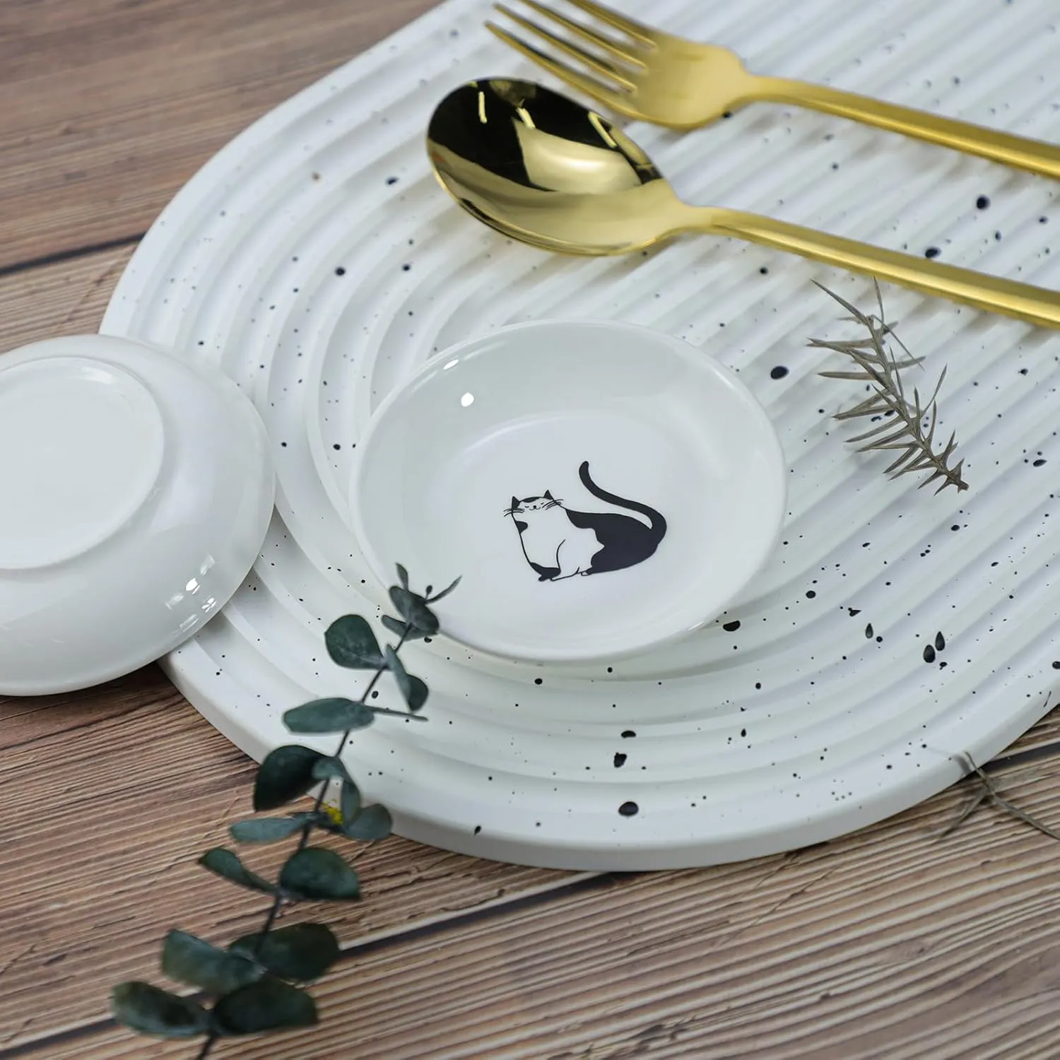 Super Cute Gentleman Cat Ceramic Sauce Dish/Seasoning Dish/Sushi Soy Dipping Bowl/Appetizer Plates/Serving Dish for Kitchen Home(Set of 6)
