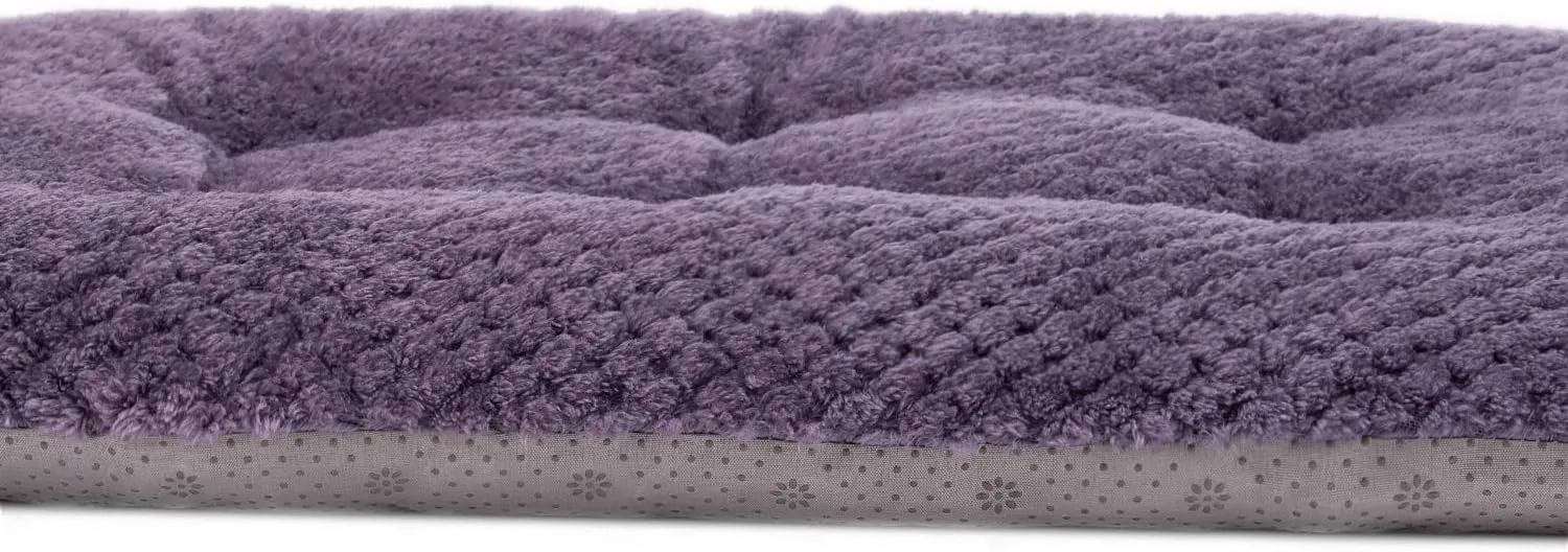 WONDER MIRACLE Fuzzy Deluxe Pet Beds, Super Plush Dog or Cat Beds Ideal for Dog Crates, Machine Wash & Dryer Friendly (15" x 23", S-Grape Purple)